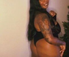 😜💦 Your new obsession... brown skin and thick thighs 🍫 - 26 - Image 2