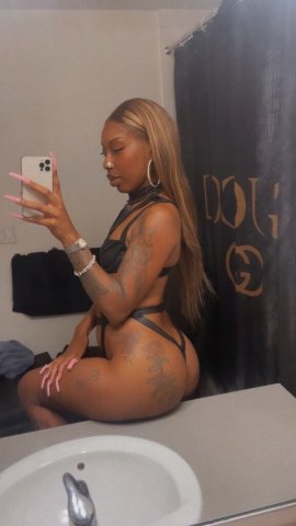 Lets Party ❄💦 Ebony Thick Booty Freak 🤭💦 Slippery when WET 🍑👅🍆 - 29 - 1