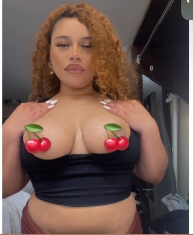 Hazel-Eyed Bombshell Ready to Party & Play!! - 22 - 1