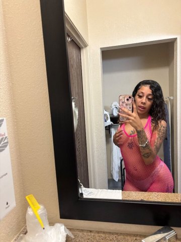 last night here !! 🍭 exotic caramel freakk🫦CUM SEE ME BABY😋 lets have some fun - 23 - 1