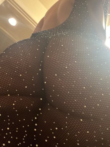 New Playmate In Town 🔥💕Big Booty Ebony Upscale Playgirl📲📞In/Outcall❄🔥🔥Lets Party and Play🔥🥳 - 26 - 1