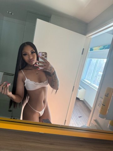 NEW Upscale Provider. 💎 Only Here 4 The Weekend. AIRPORT INCALLS - 20 - 1