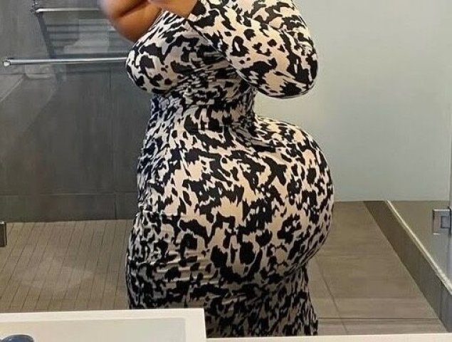 #1 super thick big booty playmate - 25 - 1