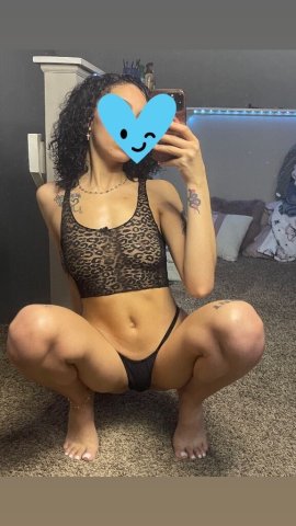 SNOW PETITE 🩷 INCALL ONLY - 24 - 1