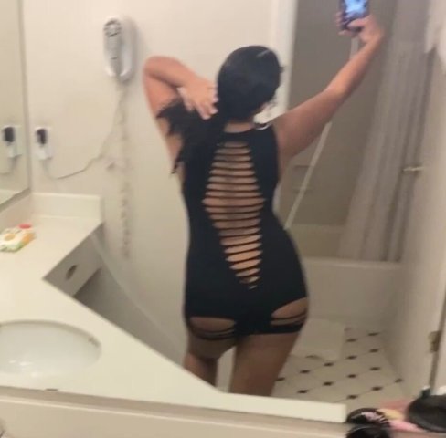 Big Booty Lightskin 😍💦 - 22 - 1