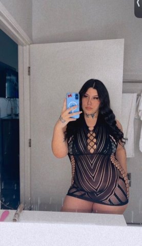 SEXY SNOWBUNNY 🥵 - 22 - 1