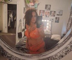 mature respectful gentlemen preferred - 40 - Image 9