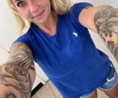 32F Sexy Submissive Blonde Available to Play ;) - 32 - Image 2