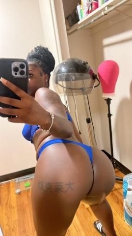 thickk baddie ready to please ur needs in town - 24 - 1
