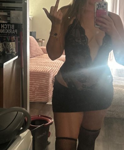 HuMp DaY SpEciALs 😈 ending at midnight!! book now - 38 - 1