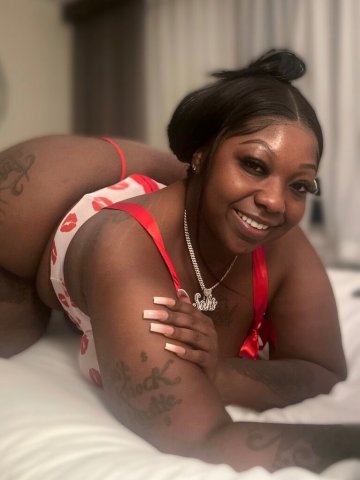 NEW IN TOWN 😍 AVAILABLE NOW 🥂 CHOCOLATE BIG BOOTY BADDIE 🥵 INCALLS OUTCALLS & FT SHOWS 📲 AVAILABLE NOW 🔥 JUST VISITING ⏰ - 26 - 1