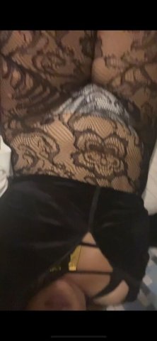 New here 😌 Latina Pleaser 😏😍come enjoy 💦 - 22 - 1