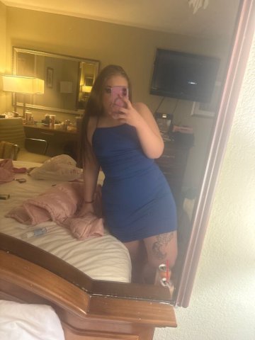 sexy thicc white girl ready to rock your world daddy - 23 - 1