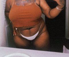 I got 4 Lit Bitchs Ready to Make Money Incalls &Outcalls - 26 - Image 2