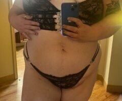 Durham's fave PAWG - 24 - Image 1