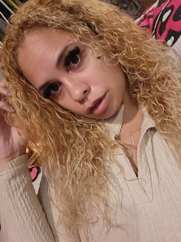 skinny, curvy, gorgeous and unique 1 of 1- shy, wet, petite slimthick body, beautiful face + HONEY EYES+ soft lips...💅🏽🧚🏽 - 24 - 1