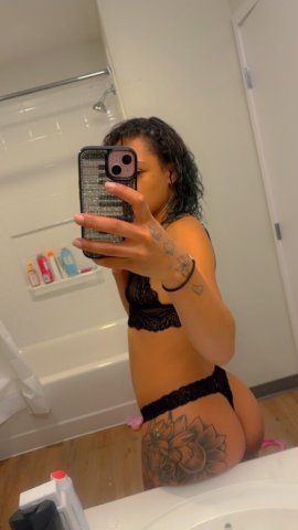 Last day here!! Read the full ad or you simply wont be serviced here 🤝🩷 - 23 - 1