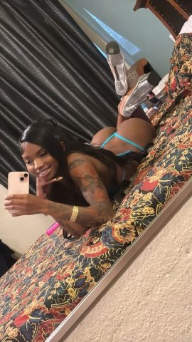 THE PUSSY FAIRY IS BACK🧚🏾♀PETITE WITH A NICE ASS😏SUPER SOAKER💦 INCALL OUT CALL AND CAR PLAY AVAILABLE - 19 - 1