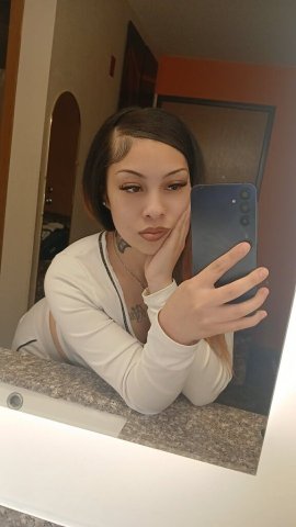 SPANISH COLLEGE GIRL 😝💦🩷 IM HERE FOR PEOPLE THE ACTUALLY WANT TO MEET 📞 - 21 - 1