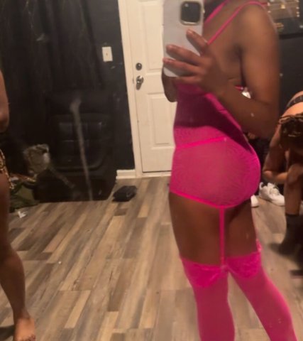sexy redbone fun sized - 19 - 1