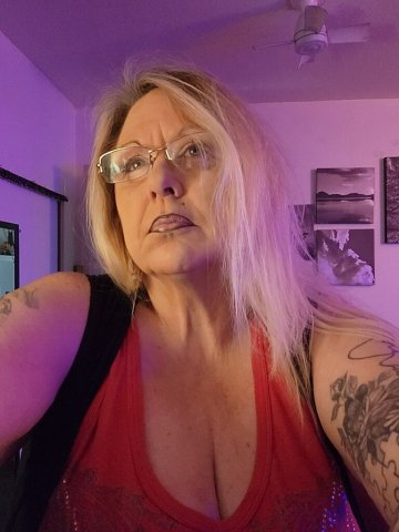 CRAVING IT, WANTING IT, NEEDING IT, GOTTA HAVE IT....MEET UR NEWESTADDICTION, SPECIALS, IN OR OUTCALL AVAILABLE, LETS MEET AN HAVE FUN..... - 50 - 1