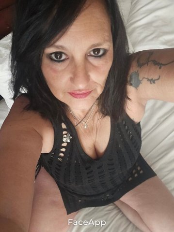 Happy Monday Night Your favorite GILF is ready to host - 58 - 1