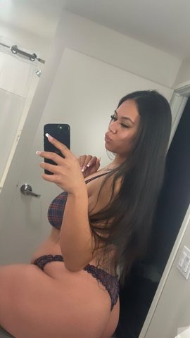 Exotic Island Samoan & Tongan 🇼🇸🇹🇴 🏝Girl in the city 🏙TUESDAY - ASK FOR 2 GIRL - 25 - 1