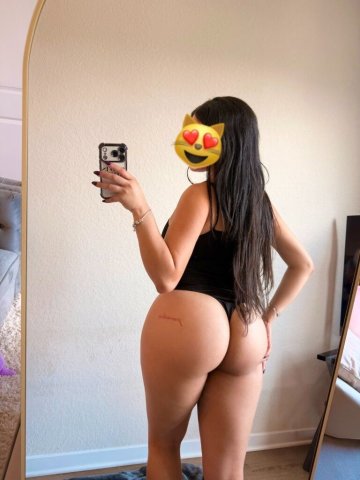 I'm here to make you lose control... With me, you'll cum like never before. I'm cute and tight, my love. - 26 - 1