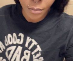 Greenville escorts - Rain - 32