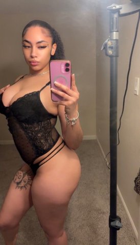Available for Outcalls FT Shows Content 💋 TEXT NOW 💦💦 - 24 - 1