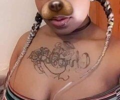 Milwaukee escorts - Come have a Good Time W light candy😜💞💦 - 30