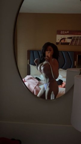 Available for outcall ONLY 👅 *UNRUSHED *FREAKY *💚LOVE WHT I DO!!!!💚 LOVE SUCKING DICK 🍑 Pictures INDEPENDENT I DO SELL MY HOT VIDEO AND NUDE PICS AND VIEO LIVE CHAT JUST TEXT ME - 25 - 1