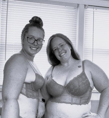 Mommy & daughter due any guy interested - 49 - 1
