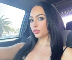 sexy latina - 28 - Image 2