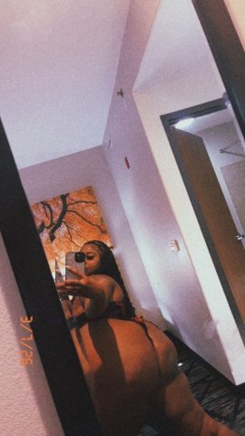 Facetime & Content Only Until March 14 𝑼𝒑𝒔𝒄𝒂𝒍𝒆 𝑭𝒓𝒆𝒂𝒌𝒚 𝑬𝒃𝒐𝒏𝒚 👸🏽👅🌟 * 100% 𝑹𝑬𝑨𝑳! - 24 - 1