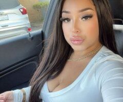 hey there im eves 🤍 im 4'10 short & curvy looking to have some fun 😉 available 24 seven I do in calls and out calls all day long 👠🚘 facetime to verify! im a great time & open to new things ;) - 25 - Image 3