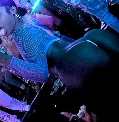 Shows Avaliable 💦💋💋 - 22 - 1
