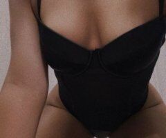 Houston escorts - hola soy una chica nueva en el area estoy muy cachonda quieres que te la mame buen rico temho garganta profunda papi temgo una amiga si tienes unafantacia de hacer un trio ve y mira nuestro video llamame para ver nuestra disponibilidad - 28