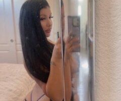 sexy girl next door 😋 - 26 - Image 2