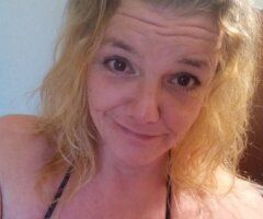 Buffalo escorts - Saterday night.. lets make it a slippery wet saturday - 36