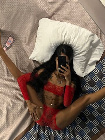 Incalls outcalls 💦 MUST FACETIME VERIFY OR NO MEET ! hey bae 💚 lets have some fun . - 21 - 1