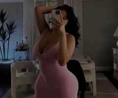 💋✨Gorgeous Bella 💋✨Busty W/Killer Curves 💋✨ - 28 - Image 4