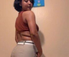 sexy brunette available - 20 - Image 2
