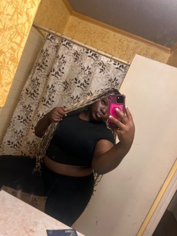 Sweet but seductive 🍭✨ Attentive to every detail 🌹Real connection, no time for games ❗Outcall & Incall ready ✅🍑 Anal👄💦 Oral🚫 No GFE - 28 - 1