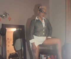 class iz in session - 44 - Image 6
