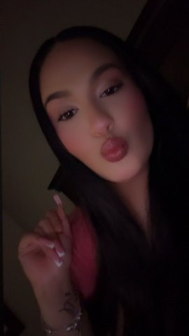 Catch me while im here💞✨🌹 Availble 📲Now 🍒🌹 - 24 - 1