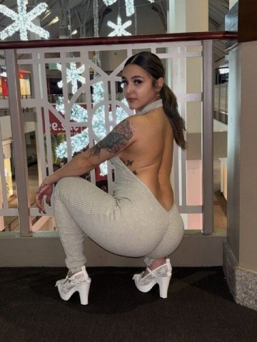 😍Young sexy and clean Pussy❤ soft white skin ready to pleasure you 😘😋Available 24/7🌿 - 27 - 1