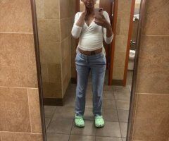 Quad Cities escorts - Outcalls 8am-6pm car dates all day and night ! - 24