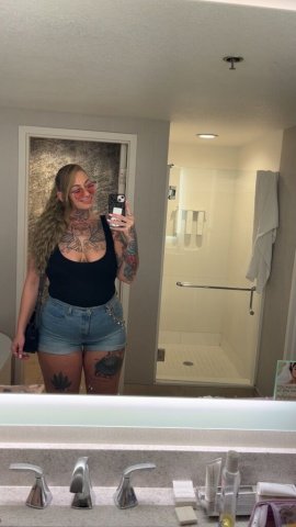 here for a GOOD time NOT A LONG TIME 🚗 💎🌸❗My time is VALUABLE 🫴 only SERIOUS ✨GENEROUS 💎 GENTLEMEN need to inquire. 💕 SCREENING REQUIRED💎 - 32 - 1