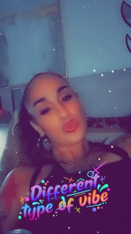 AVAILIBLE NOW! 😛INCALLS!!! NORTH MIAMI AREA 😘SLIMTHICK SWEET CANDY CUBAN MAMI, WANNA HAVE A FREAKY SEXY GOOD TIME,. CALL ME PAPI!! - 29 - 1